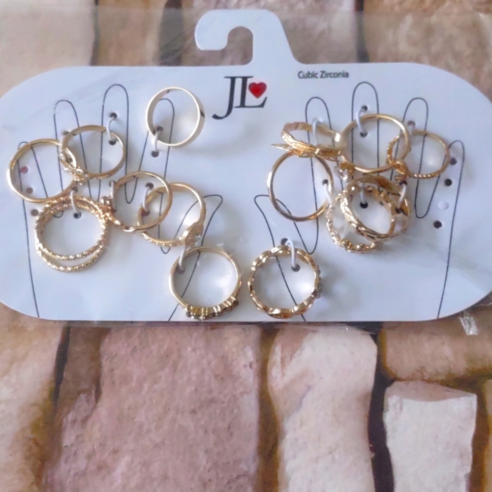 Women gold tone fashion rings